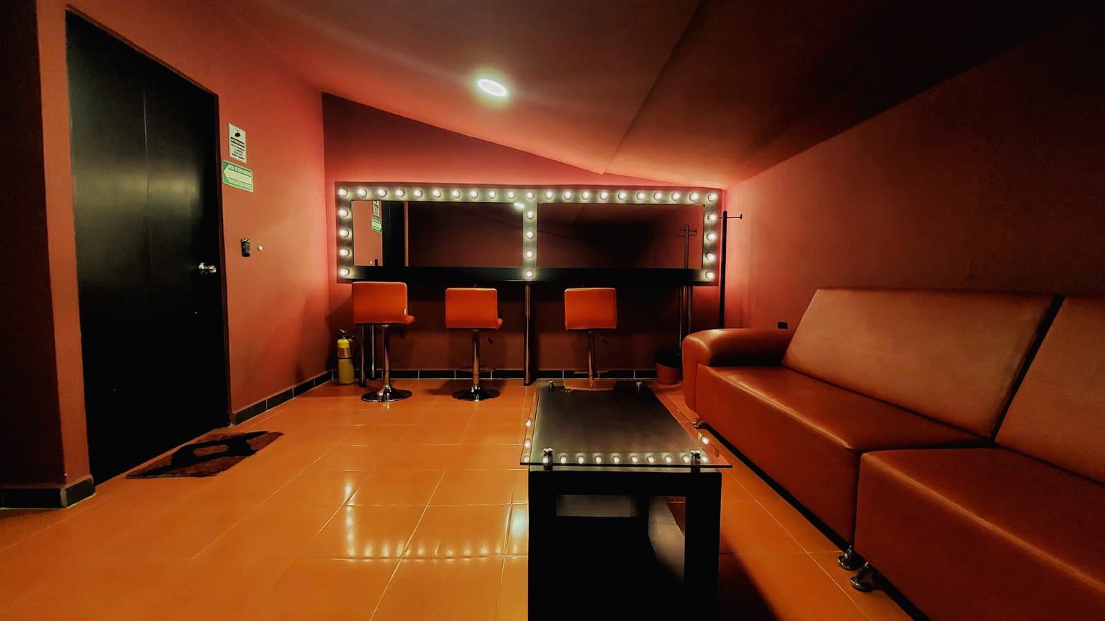 La Topa Tolondra / Bar legendario de Salsa — Foto 2