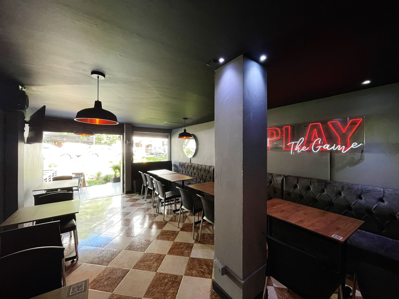 Restaurante chill , THE CENTRAL — Foto 4
