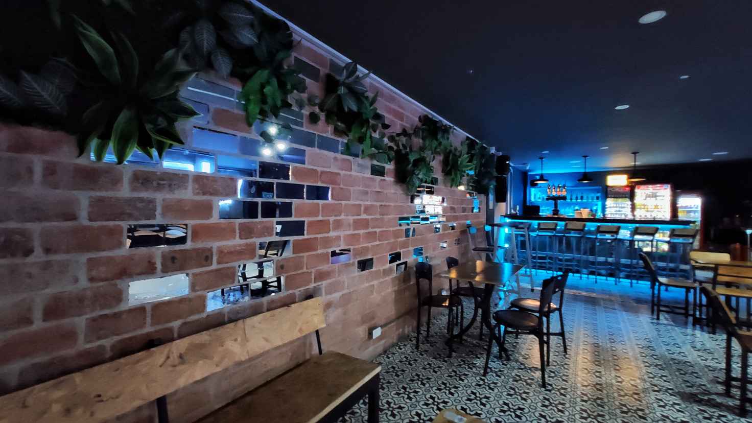 Sputnik bar
