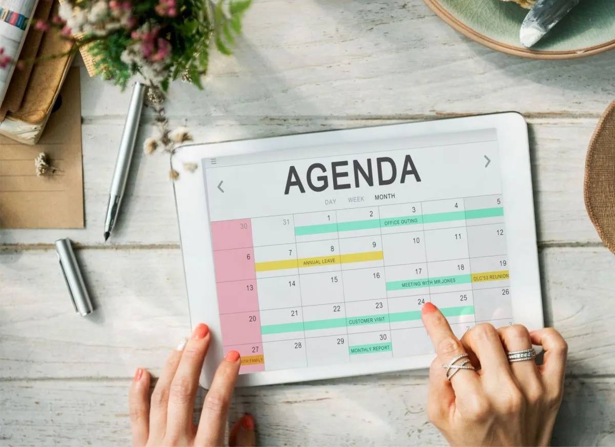  Social media calendar: How to organize & plan your content
