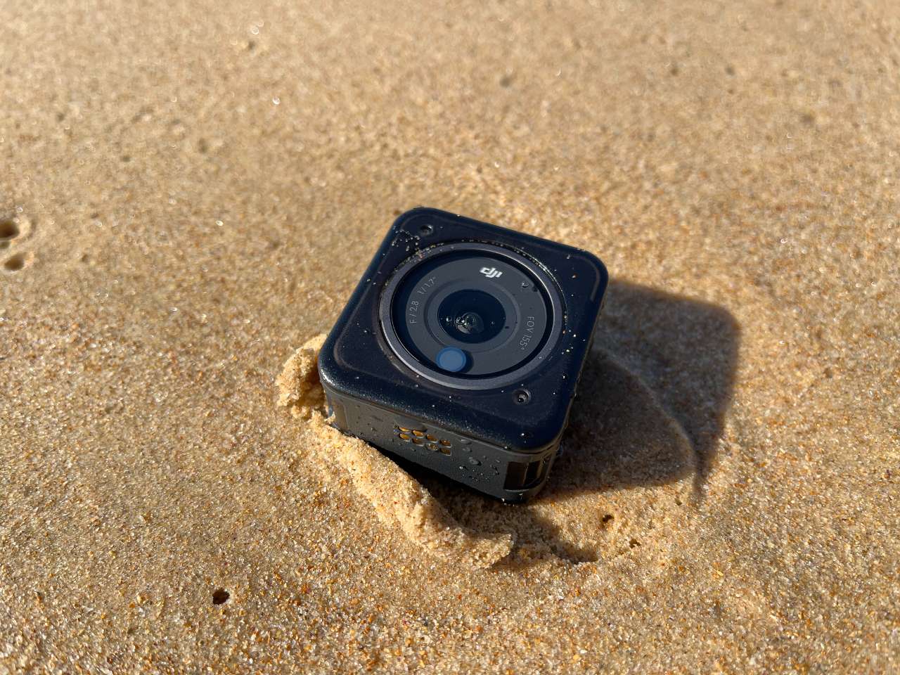 DJI Action 2 - Surf Travel Camera
