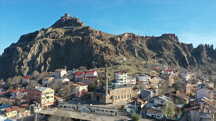 Şebinkarahisar Coğrafi Konumu ve Doğal Özellikleri