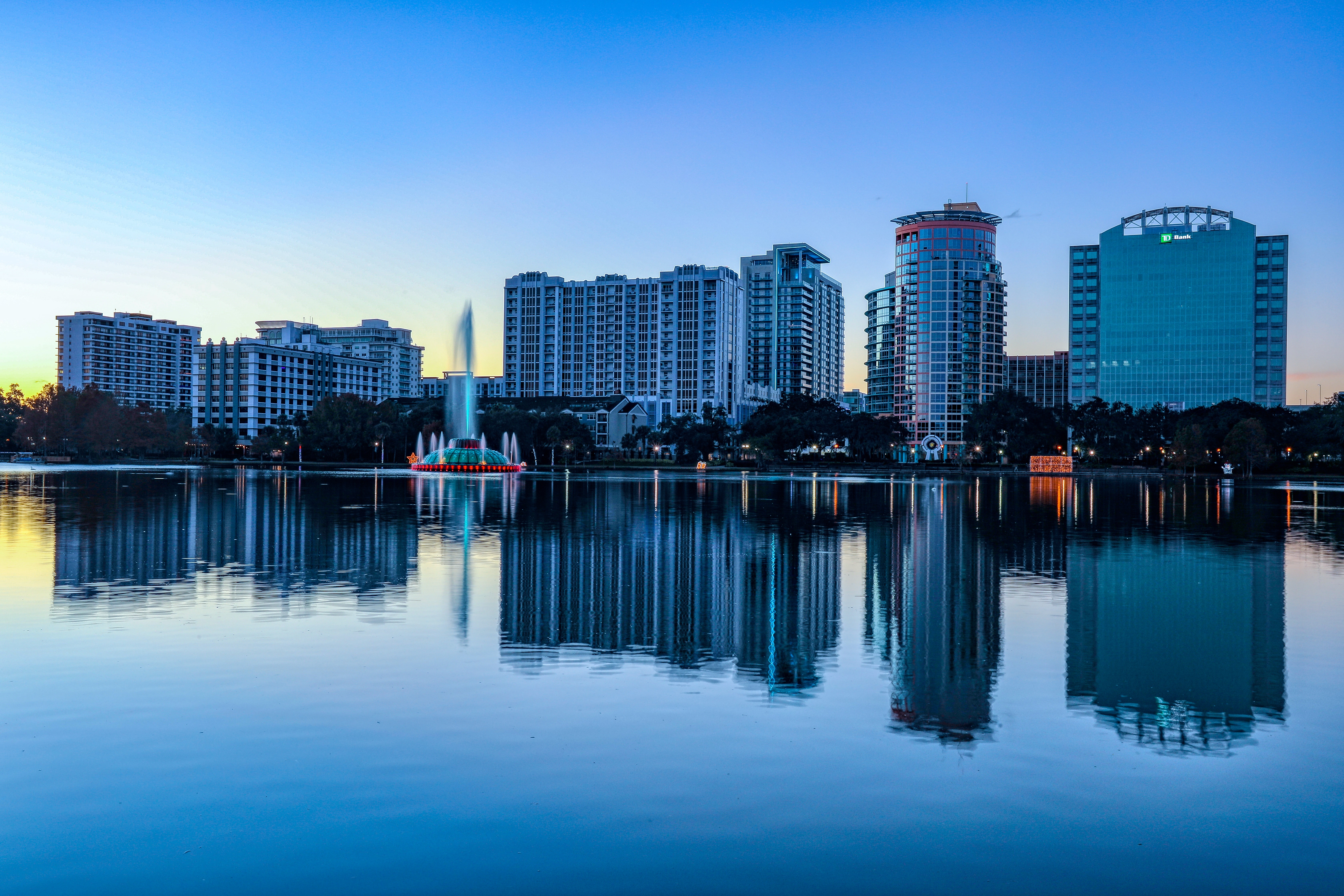 8 Reasons Why Orlando, FL is a Hotspot for Real Estate Investors