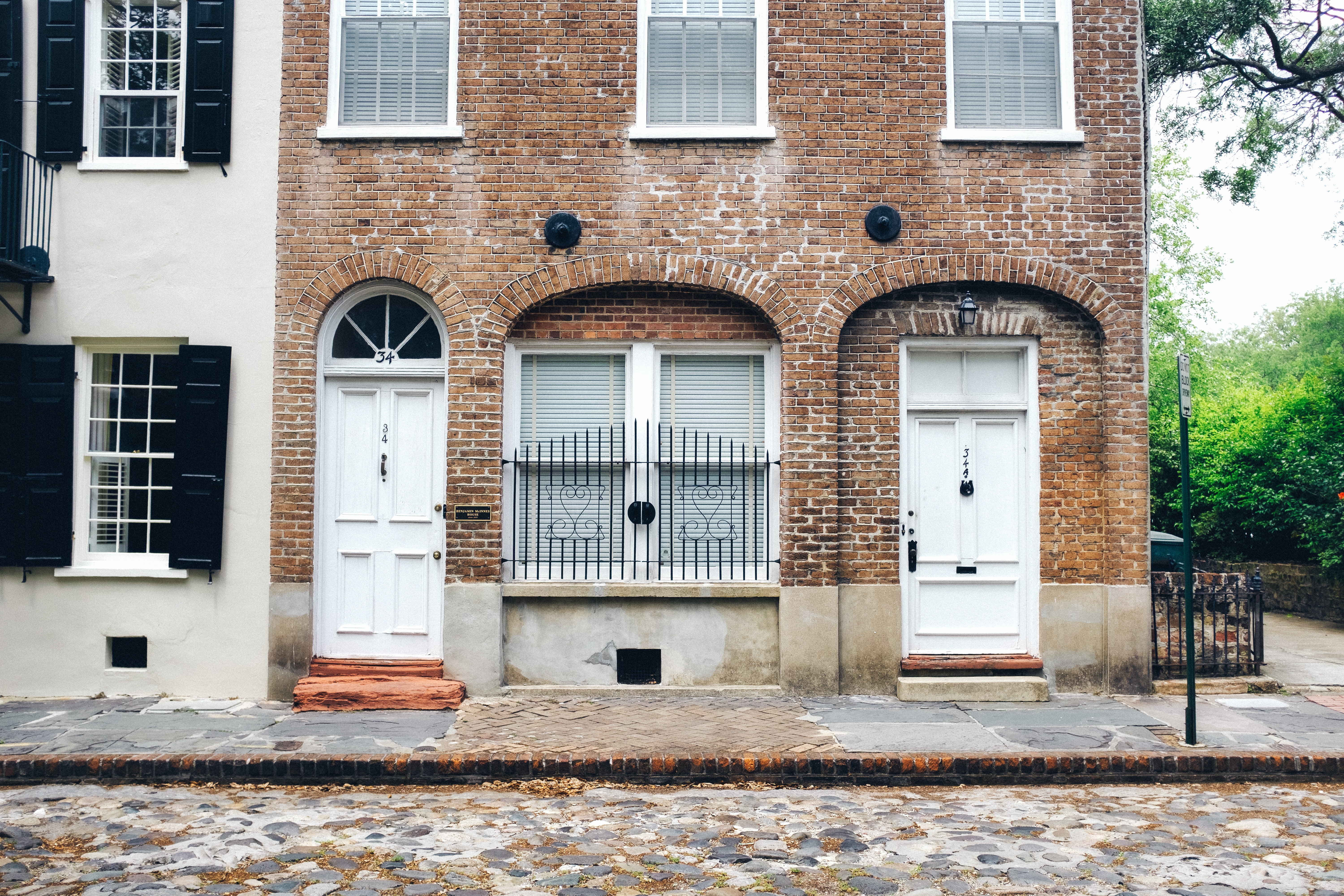 The Best Neighborhoods for Historic Home Enthusiasts in Charleston, SC