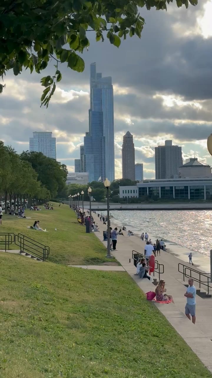 Lakefront Evening, Near South Side — Chicago, United States