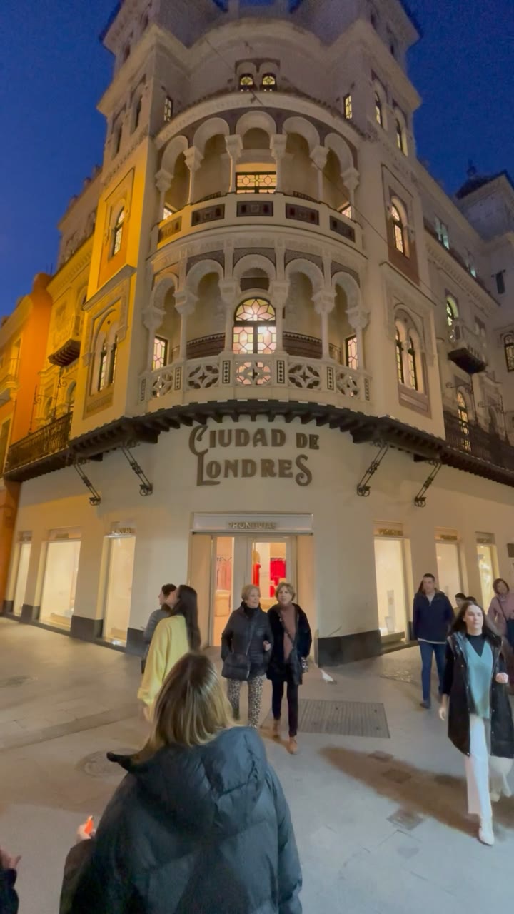 Evening Light, Ciudad de Londres — Seville, Spain