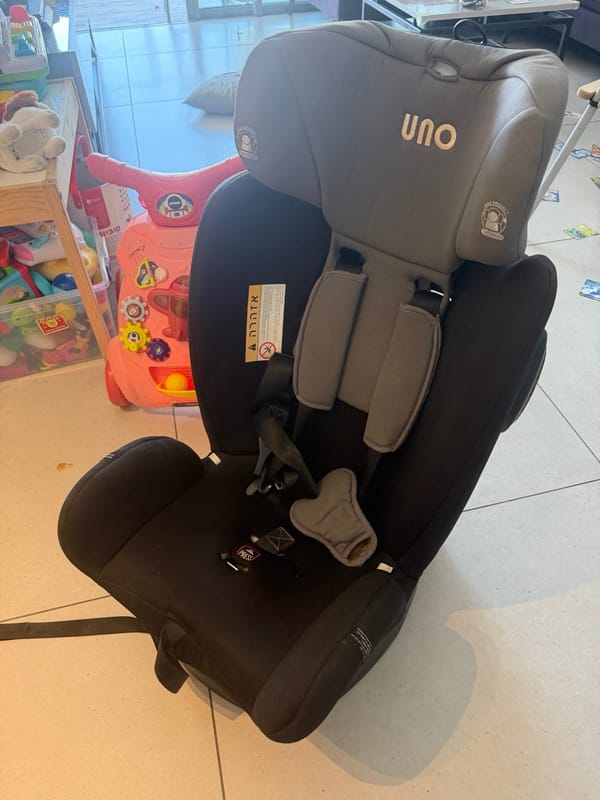 מושב בטיחות לרכב UNO