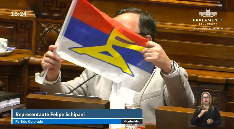 “Decidieron no hablar”: Schipani acusó al FA de “desprestigiar al Parlamento” en Rendición