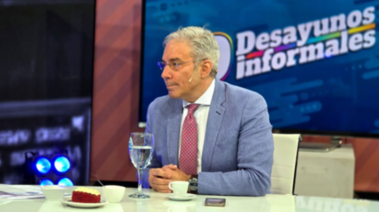 Pruebas PISA: "Nos mintieron, dijeron que estábamos haciendo pomada a la educación", dijo Robert Silva