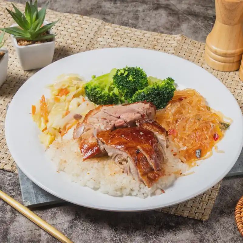 脆皮燒鴨飯