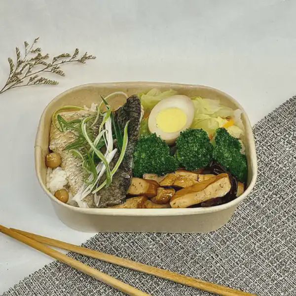清蒸鱸魚飯（大）