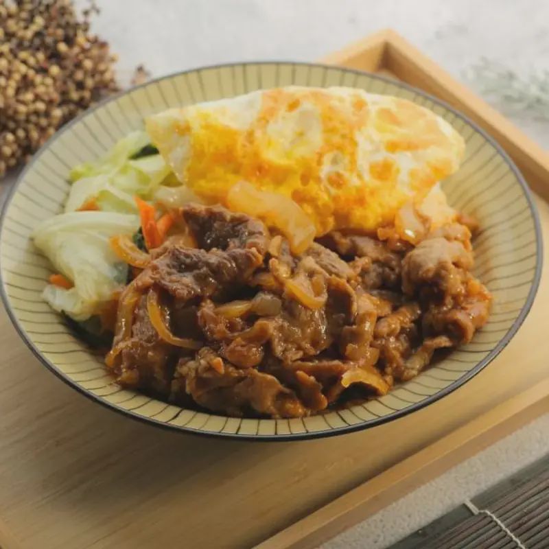 蔥爆牛肉飯