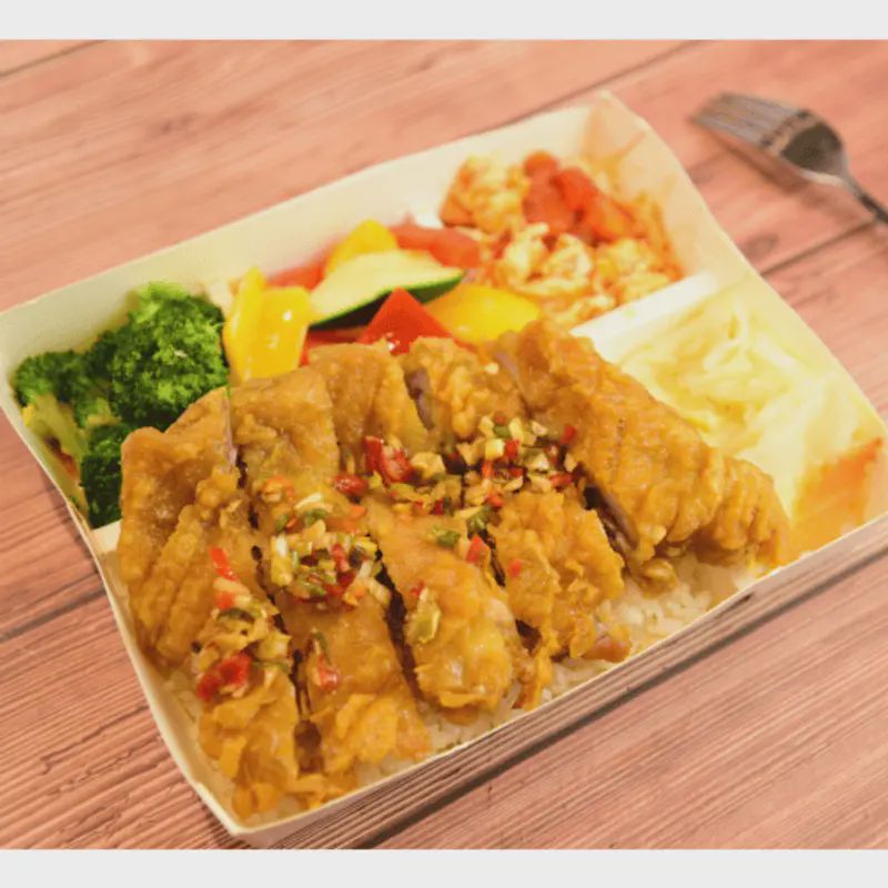 泰式椒麻雞飯