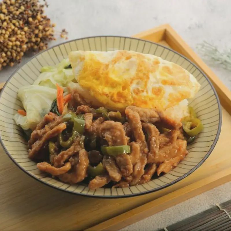 青椒肉絲飯
