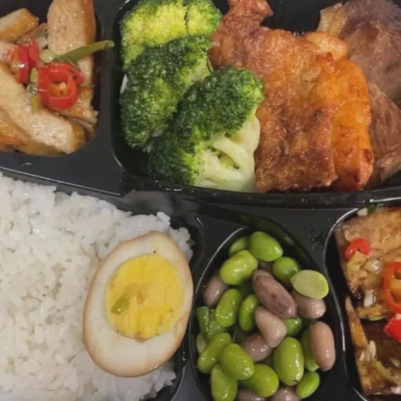 紐奧良雞腿拼豬肉片