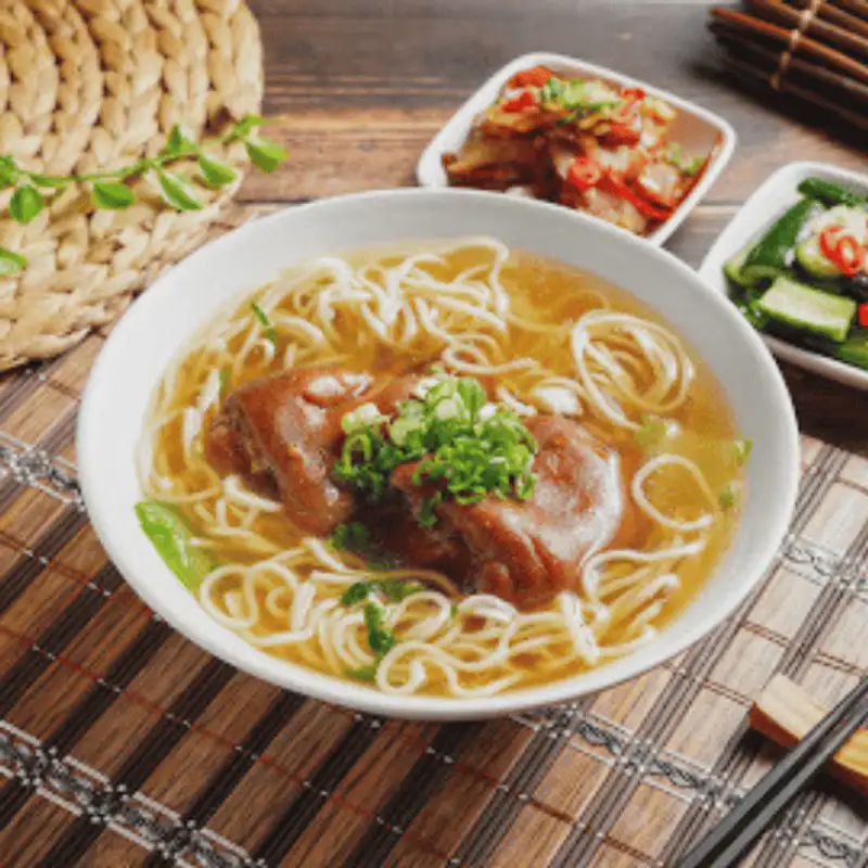 蹄花湯麵