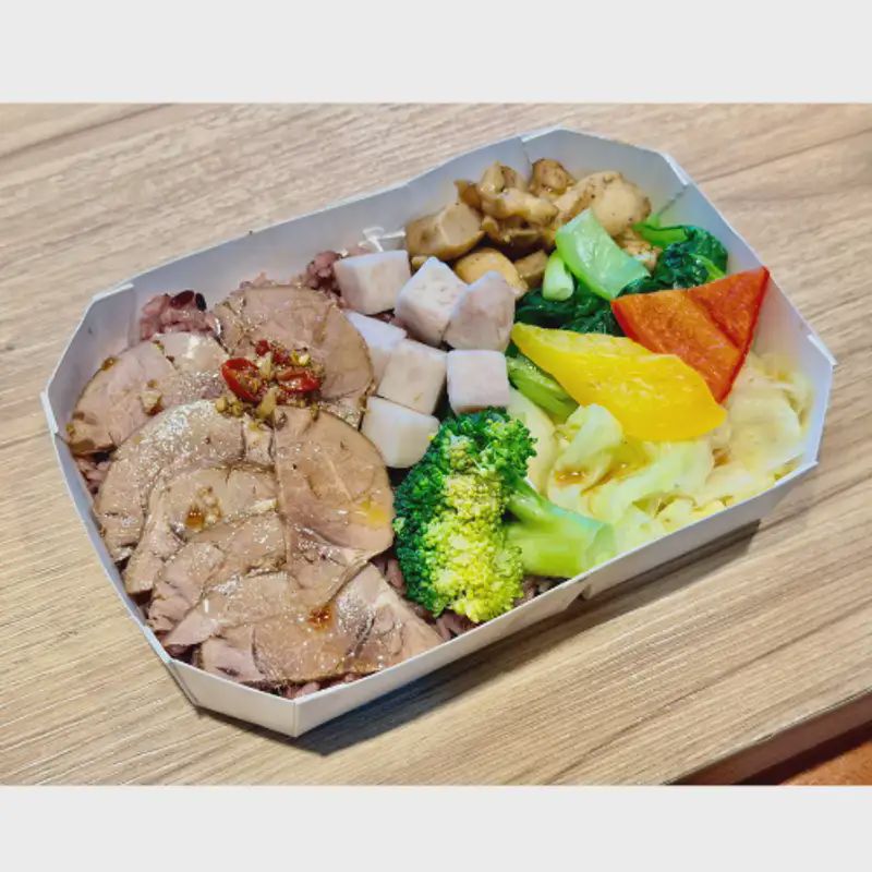 祕滷牛腱黑米飯