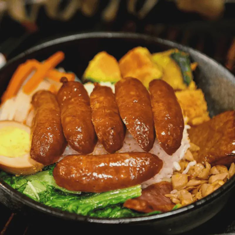 滿滿香腸飯