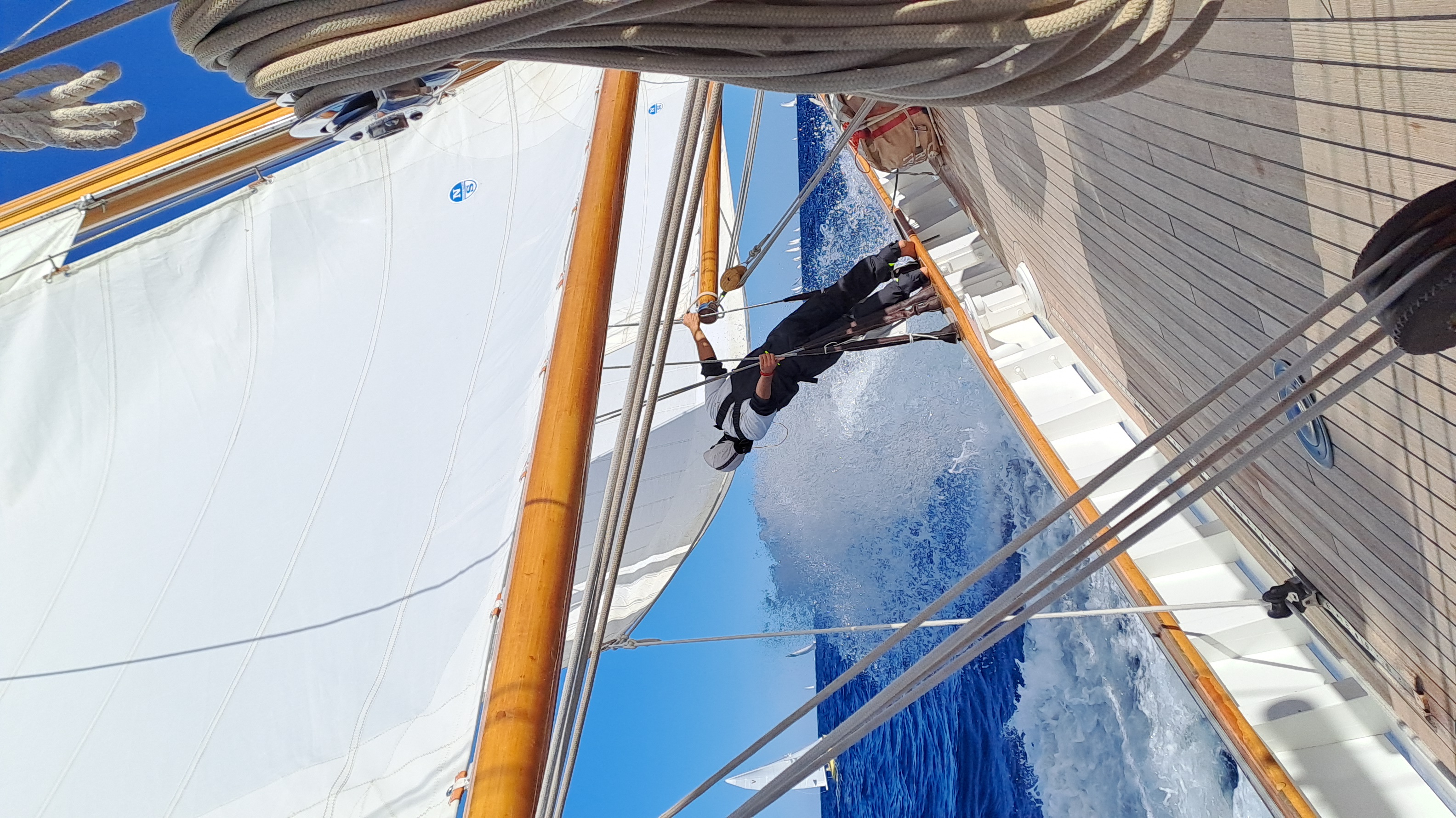Einzigartige Gelegenheit: Auf einer klassischen Regattayacht bei den Voiles de Saint-Tropez! — Bild 5