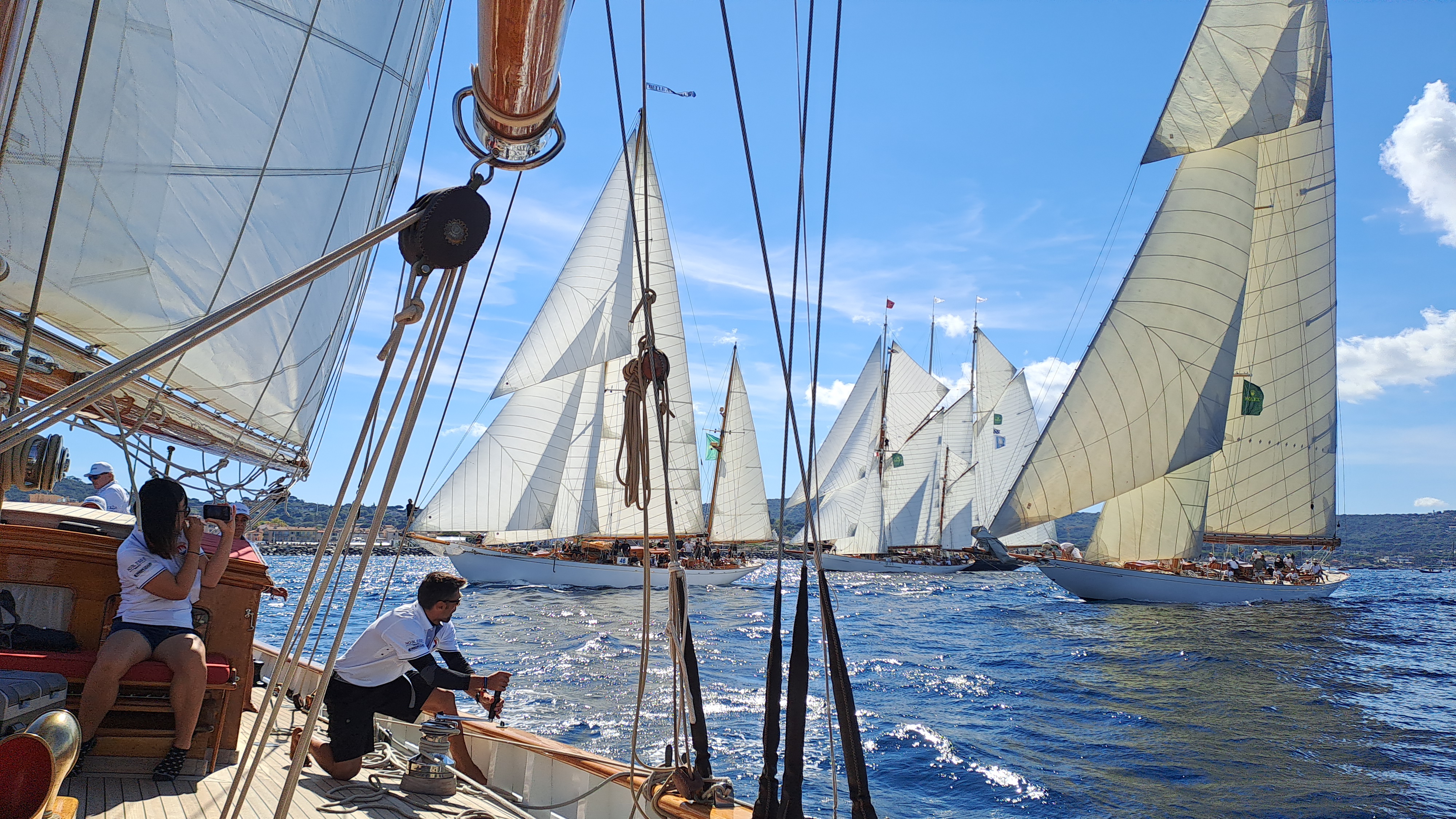 Einzigartige Gelegenheit: Auf einer klassischen Regattayacht bei den Voiles de Saint-Tropez!