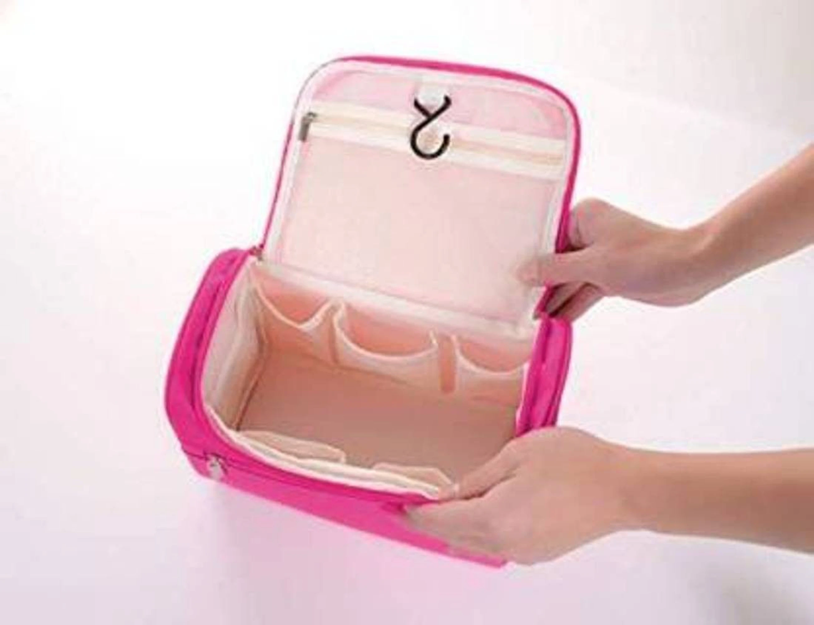 GONAZO Women Pink Cosmetic Bag image 3