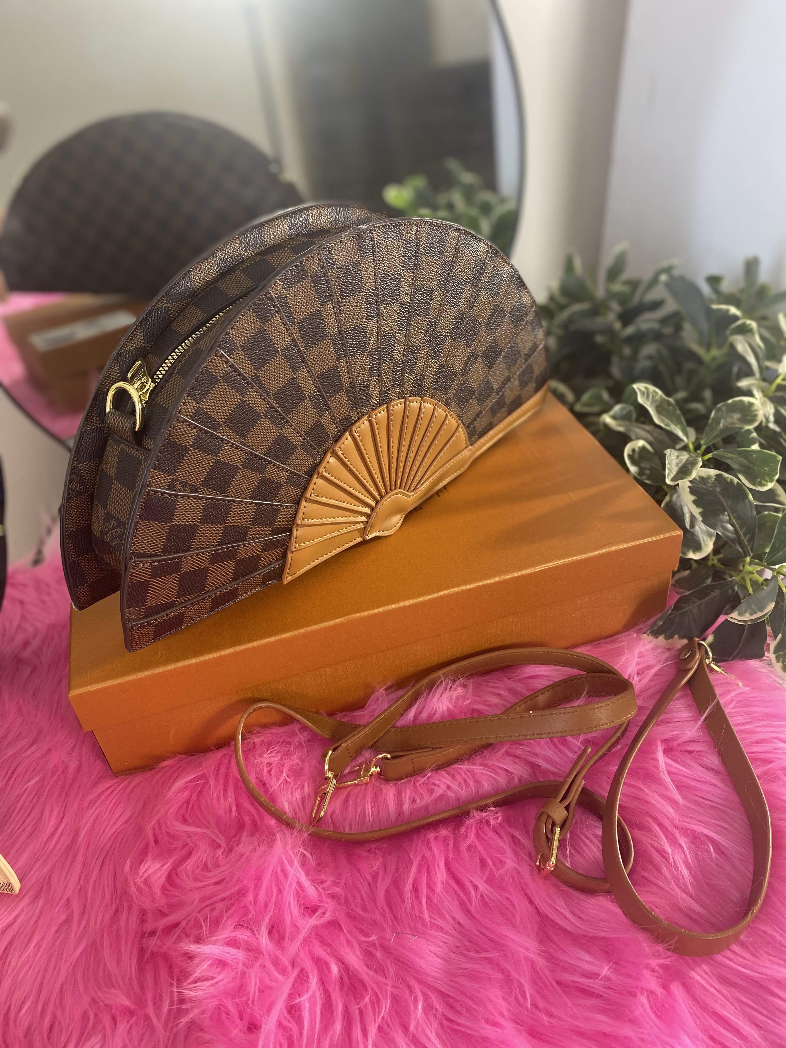 Lv in box 📦 