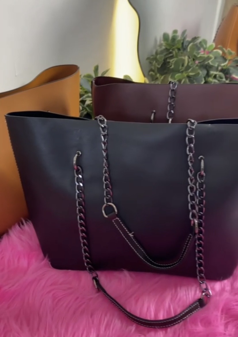 Leather Tote bag with zipper 