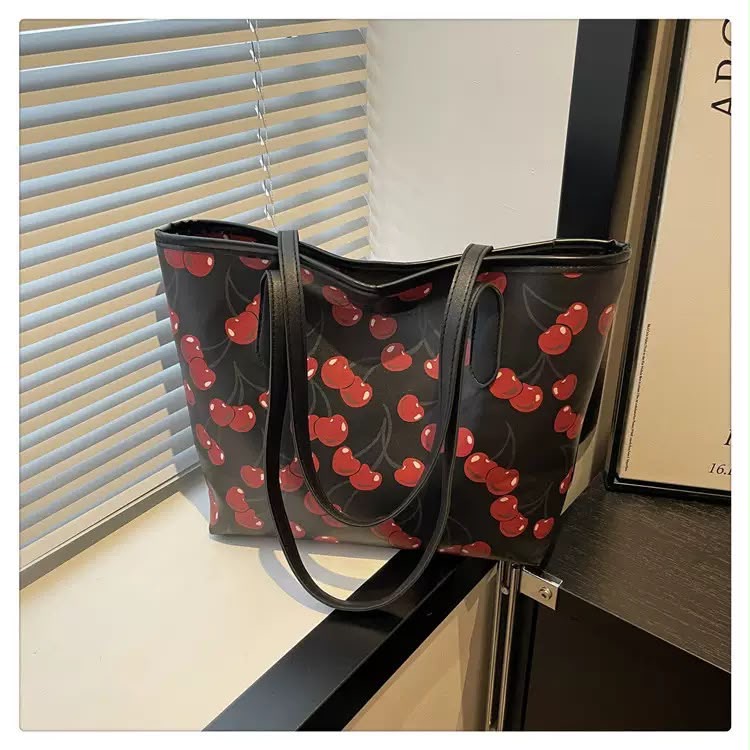 Red and black Tote Bag 