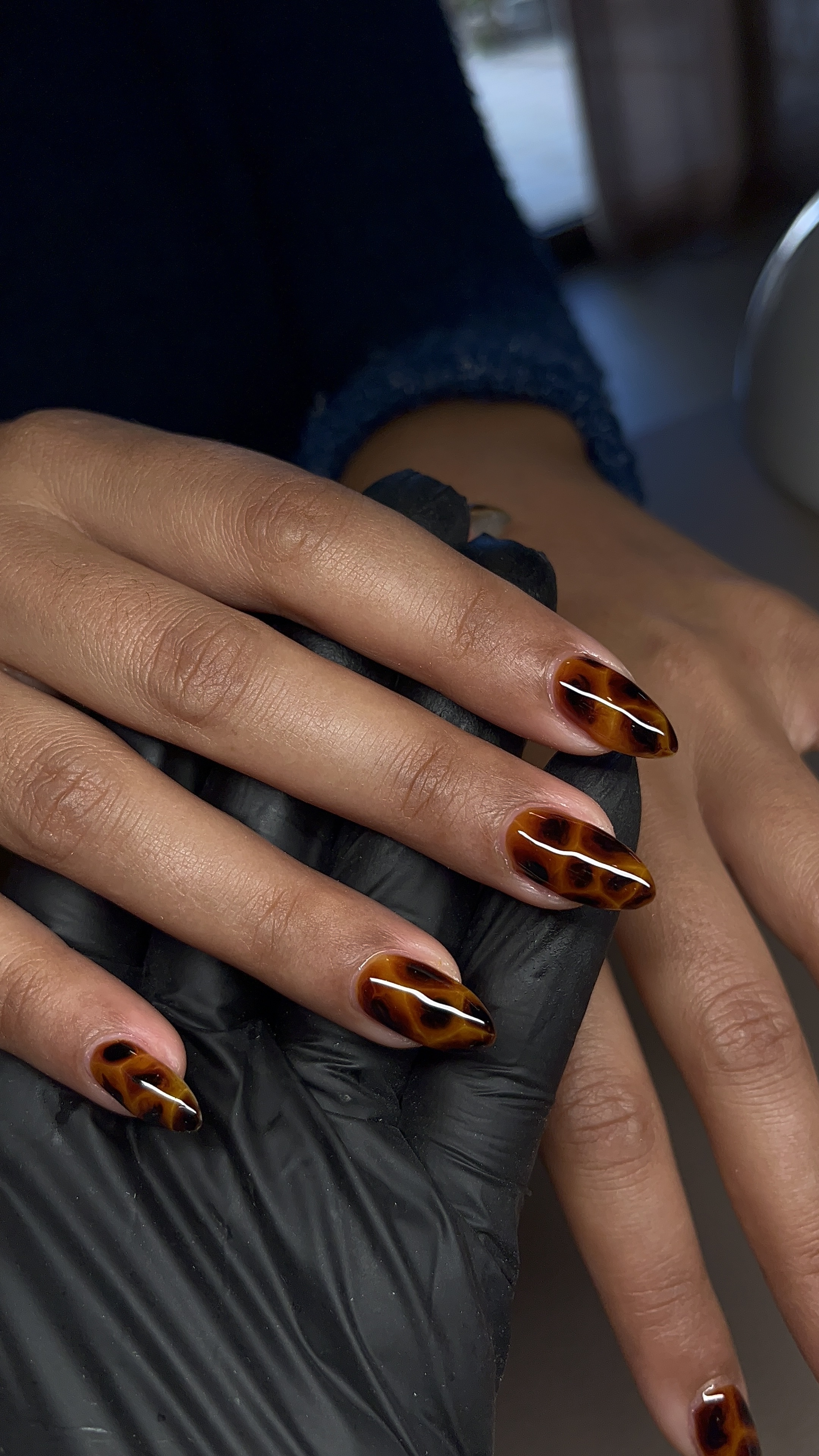 NAILS CONFESSION gallery image 1