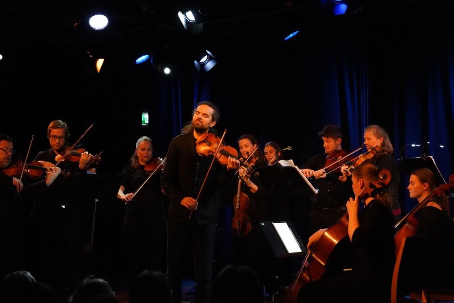 GJERMUND LARSEN OG TRONDHEIMSOLISTENE - Dokkhuset Scene