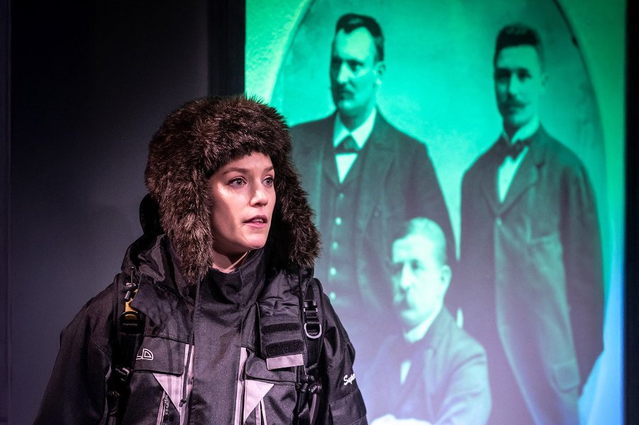 I BALLONG ÖVER ARKTIS - Trøndelag Teater