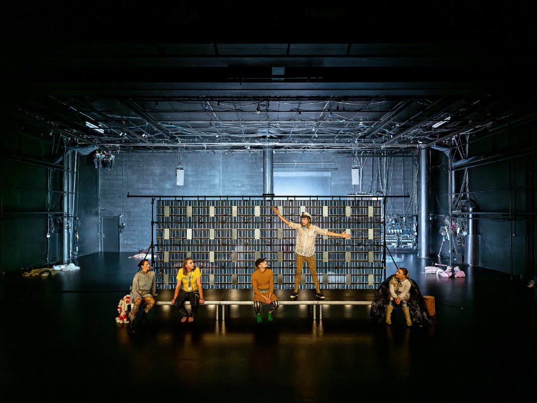 SOLARIS - Verk Produksjoner