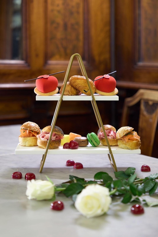 AFTERNOON TEA Á LA PASCAL