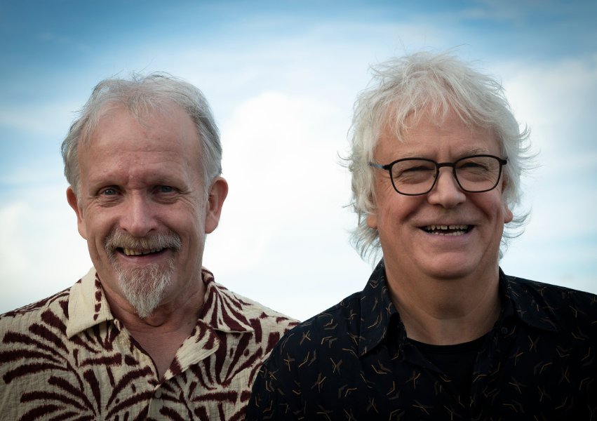 SOMMERMORO MED TO MUNTRE HERRER - Kulturkafé på Risvollan