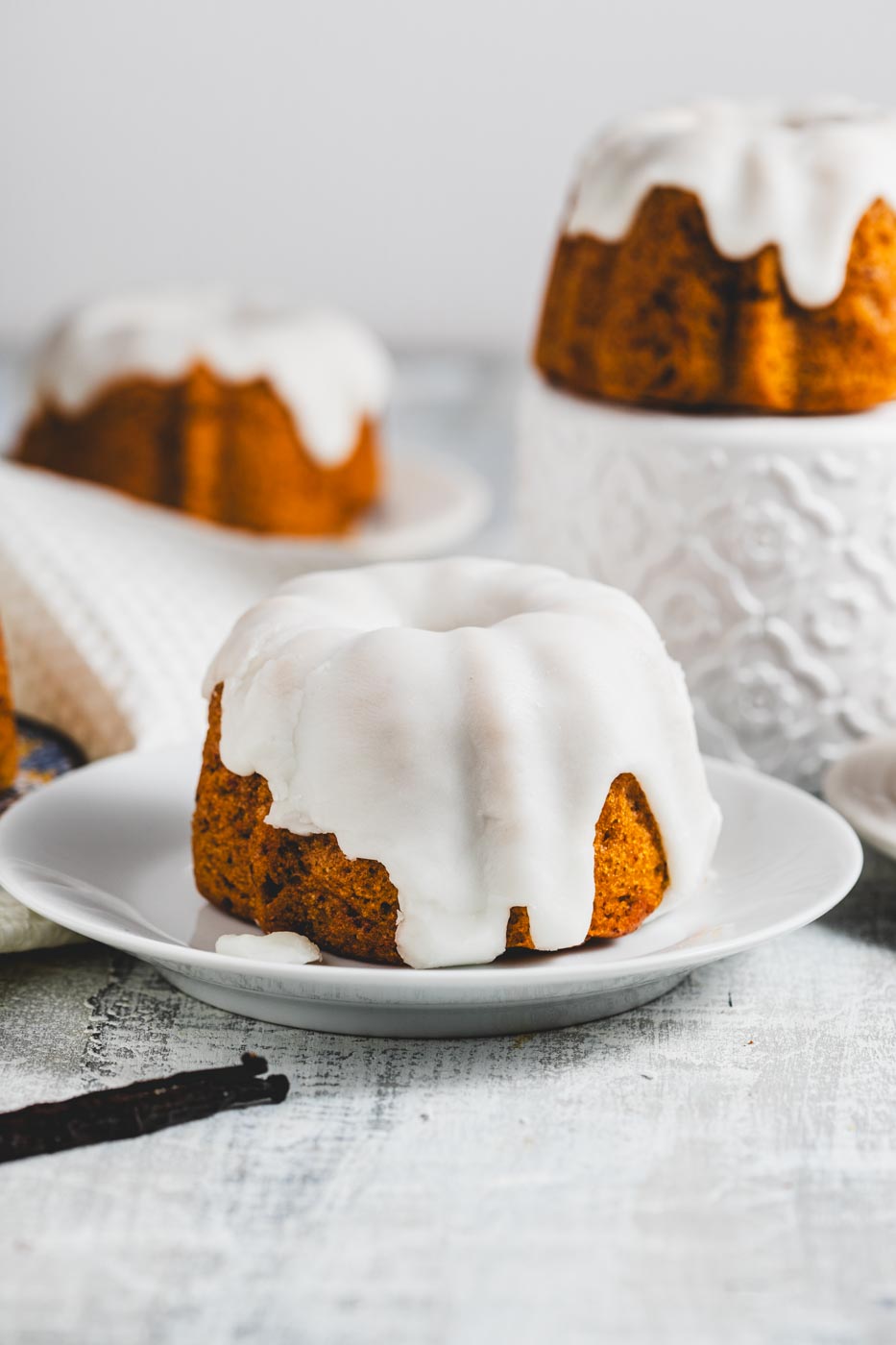 Mini Lemon Pound Bundt
