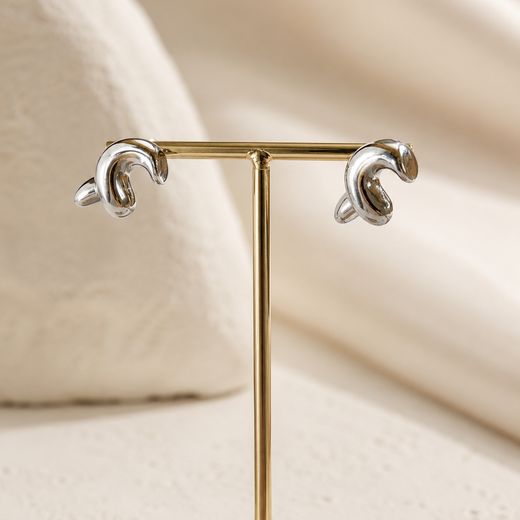 Twisted Knot Studs · Silver — Rhodium-plated