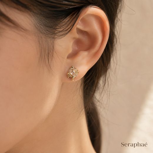 Crystal Fox Studs — 18k gold-plated · CZ
