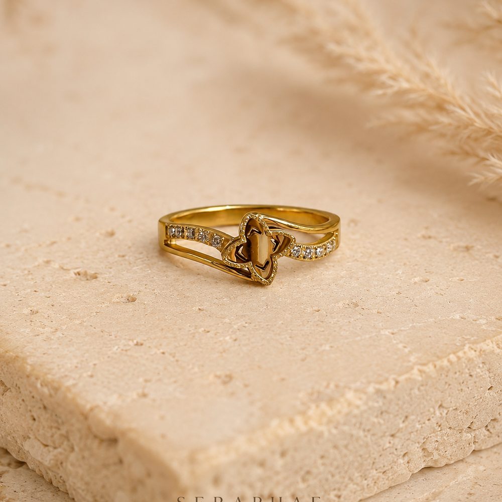 Entwined Crossover Ring — view 1