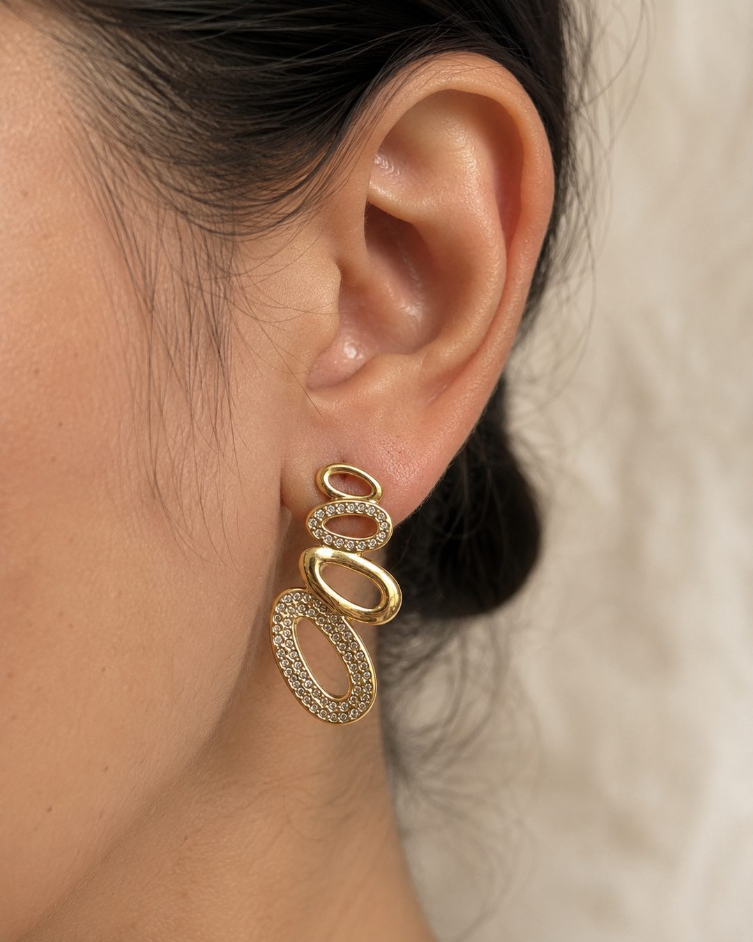 Oval Link Pavé Drops — 18k gold-plated · CZ