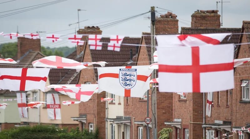 St George's Cross flags on display in England, as Bristol City Council — having already spent £50,000 removing such flags — now seeks a High Court injunction that could see residents face prison, fines or asset seizure…