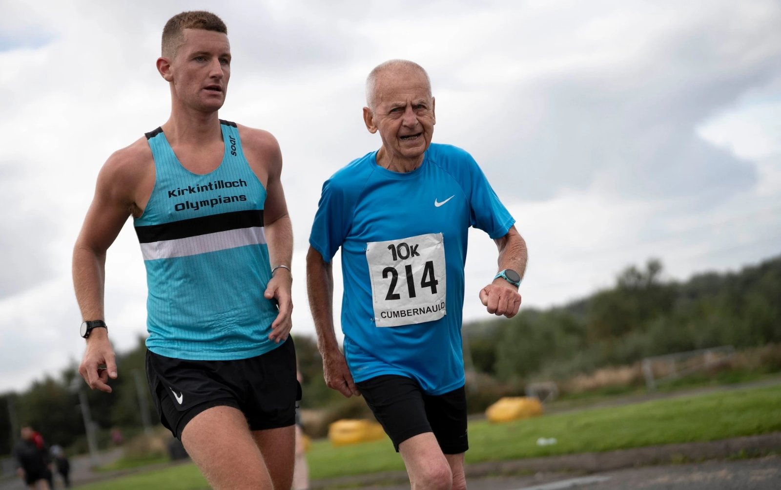 Ian Winship, 90, completing the Cumbernauld 10k alongside his daughter and grandson — making it a three-generation family finish.