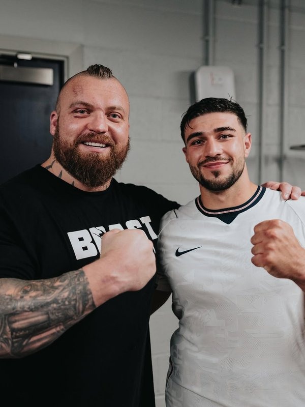 Tommy Fury is asked to leave a Halloween scare park after 'intimidating' staff as one actor says she was 'terrified'
