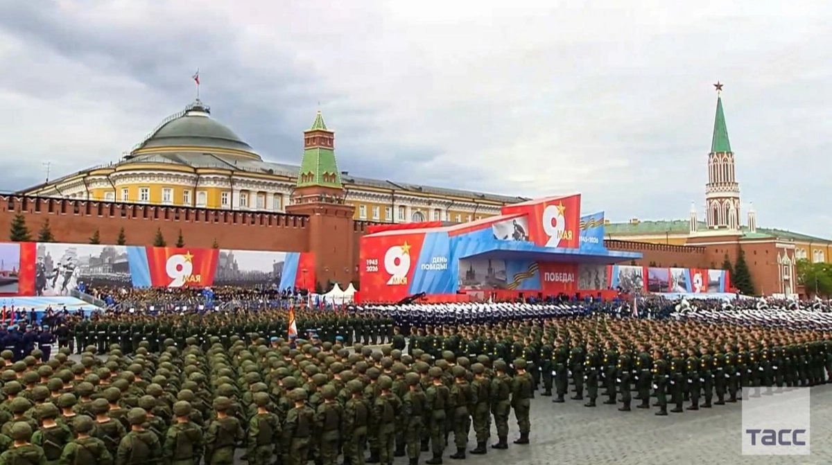 Russia steps up deadly daytime strikes on Kyiv as NATO commander warns Putin aims to break allies' will