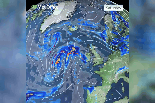 Gale-force winds and thunderstorms sweep in across UK after rare September 'tropical night'