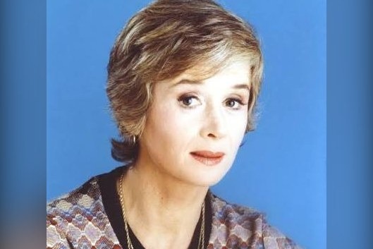 Barbara Barrie, who once said she only moved to New York for a boyfriend and stumbled into acting almost by accident, died aged 95 on Wednesday.