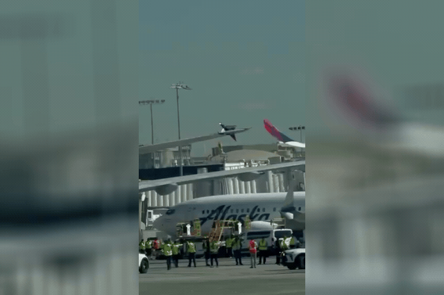 Ground crew on the apron at Terminal 6, Los Angeles International Airport. Authorities are investigating after a Delta Air Lines jet clipped an Air Canada aircraft on the ground at LAX, the latest incident to raise…