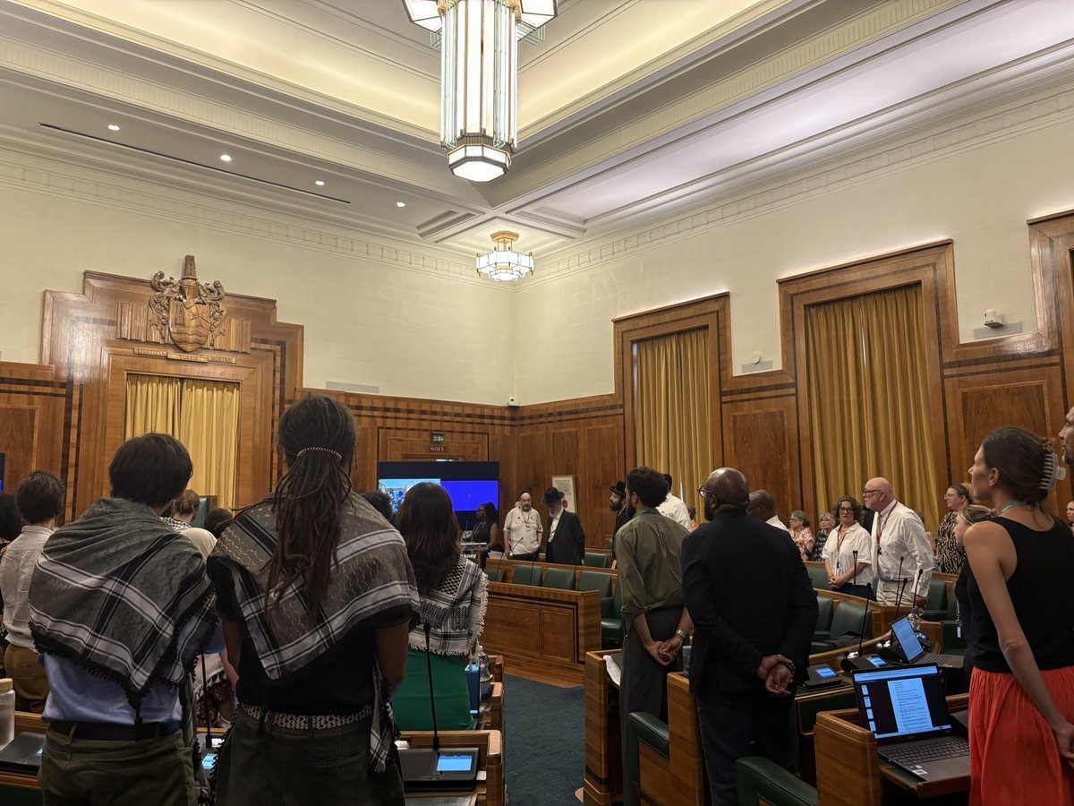 Barnet Council votes to twin with Israel's Haifa months after Hackney severed ties, while every Labour councillor abstains
