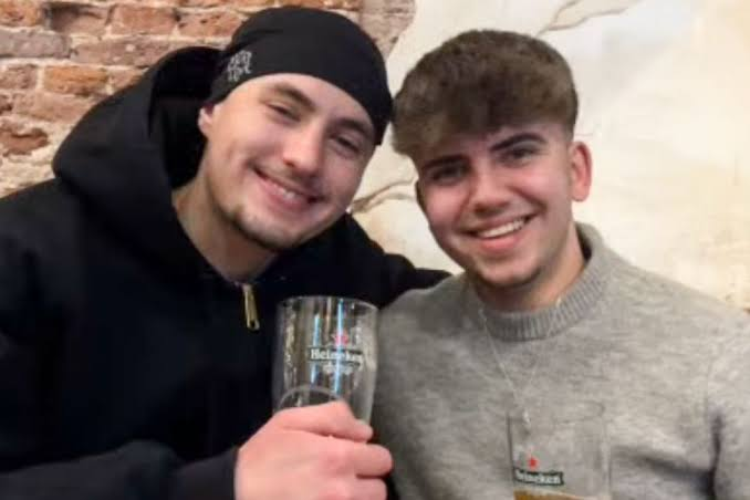 Jayden Long and Eddie Hill, who were found dead on Snowdon after a dropped 999 call went more than three hours without alerting mountain rescue.
