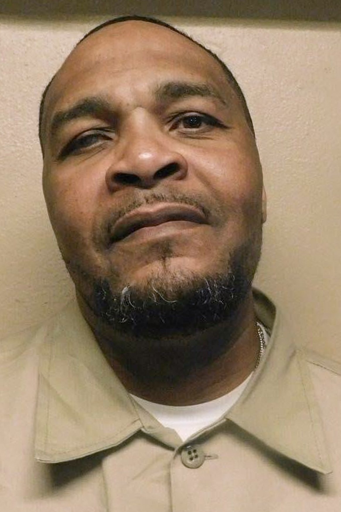 Jeffery Lee was put to death by lethal injection after the Supreme Court blocked Alabama's planned nitrogen gas execution 6-3, despite his jury having originally voted 7-5 to spare his life.
