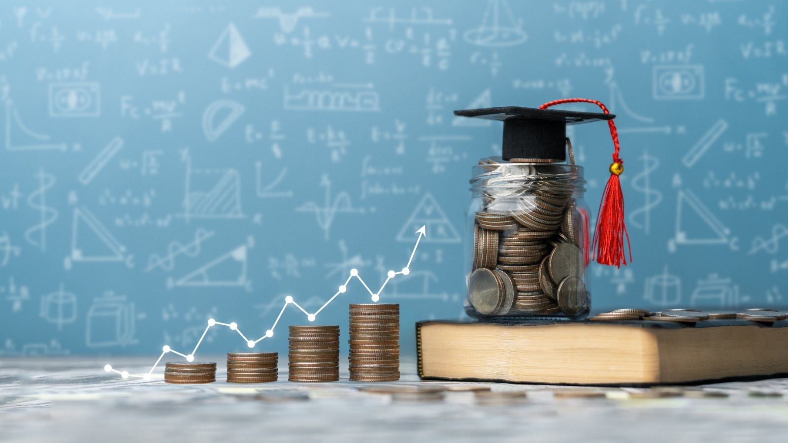 SNP urges UK Government to tackle student loan debt crisis facing graduates
